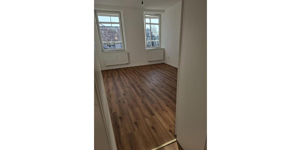 Erdgeschoßwohnung Hof Altstadt - 2 Zimmer, 62 m&sup2;, 592&euro; | Angebot:25353481