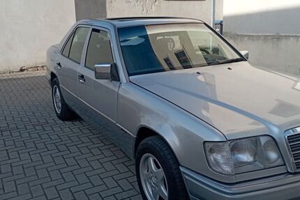 Mercedes-Benz 200 298.000 km 5.490 &euro; Reichenbach 08468