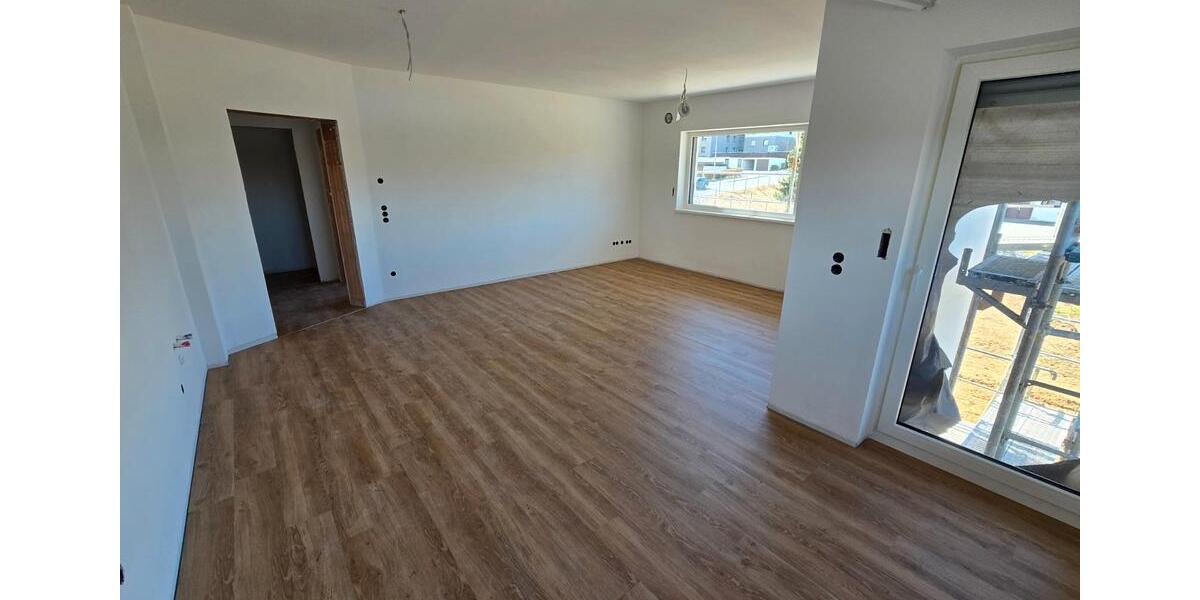 Erdgeschoßwohnung Rehau - 4 Zimmer, 105 m&sup2;, 1.170&euro; | Angebot:26493317