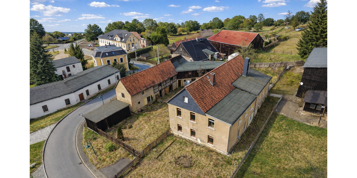 Einfamilienhaus Falkenstein Oberlauterbach - 8 Zimmer, 110 m&sup2;, 55.000&euro; | Angebot:25929611