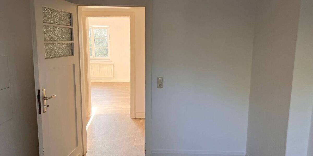 Etagenwohnung Plauen Reusa - 1 Zimmer, 235 m&sup2;, 125.000&euro; | Angebot:26723401
