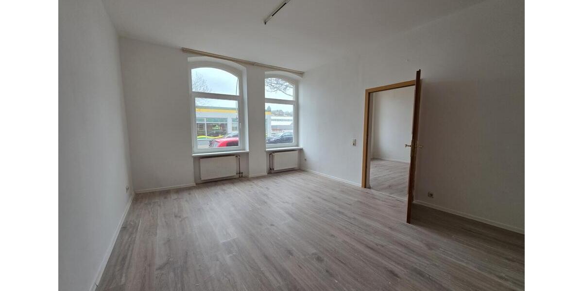 Erdgeschoßwohnung Hof Altstadt - 3 Zimmer, 69 m&sup2;, 600&euro; | Angebot:26662085