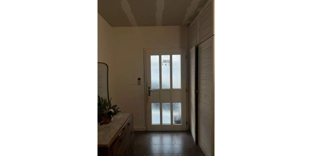 Reihenmittelhaus Reichenbach im Vogtland Reichenbach - 1 Zimmer, 220 m&sup2;, 170.000&euro; | Angebot:25695890