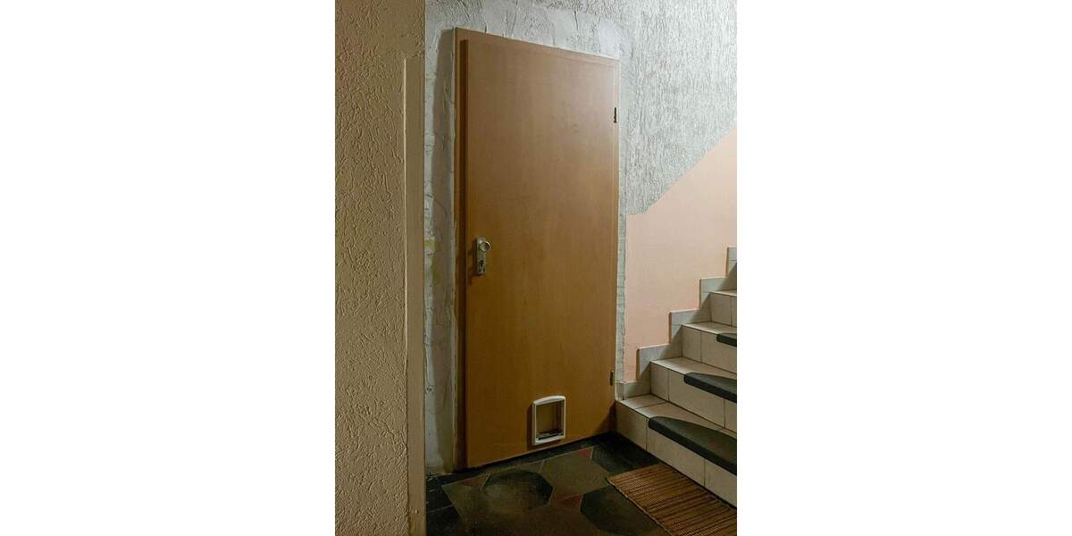 Mehrfamilienhaus, Wohnhaus Netzschkau - 8 Zimmer, 147 m&sup2;, 60.000&euro; | Angebot:25695885