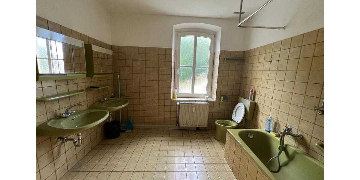Etagenwohnung Hof Altstadt - 3 Zimmer, 84 m&sup2;, 600&euro; | Angebot:22417297