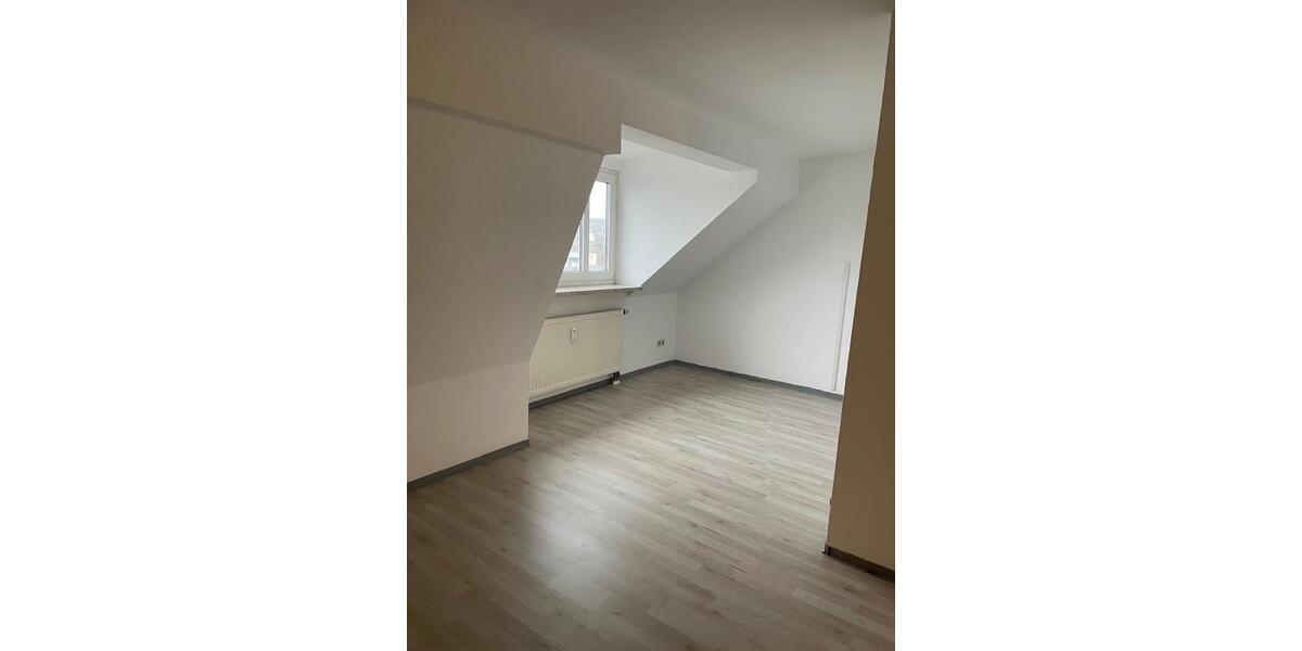Maisonettenwohnung Plauen - 3 Zimmer, 77 m&sup2;, 345&euro; | Angebot:25960573