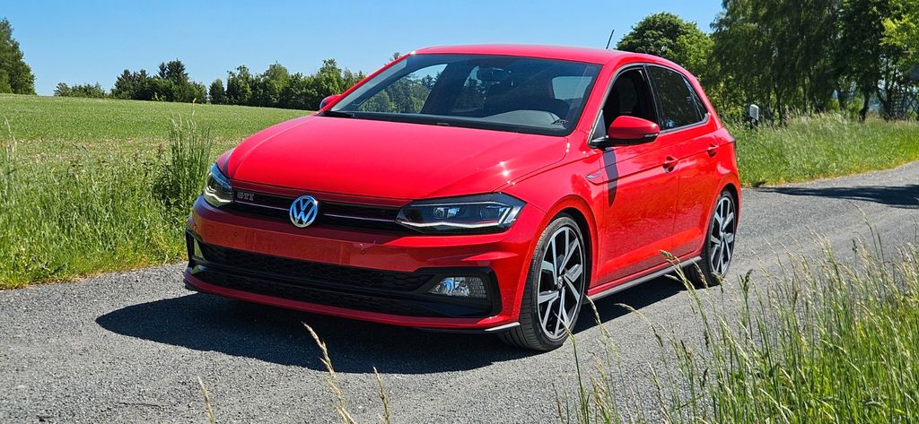 VW Polo 95.615 km 15.000 &euro; Markneukirchen 08258