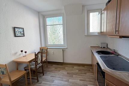Wohnung Plauen Bahnhofsvorstadt - 2 Zimmer, 53 m&sup2;, 200&euro; | Angebot:25929796