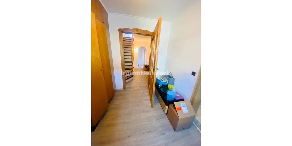 Einfamilienhaus Oberkotzau - 7 Zimmer, 215 m&sup2;, 115.000&euro; | Angebot:25714659