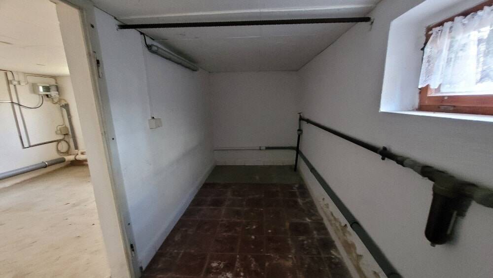 Einfamilienhaus Zobes Zobes - 6 Zimmer, 100 m&sup2;, 150.000&euro; | Angebot:25997736