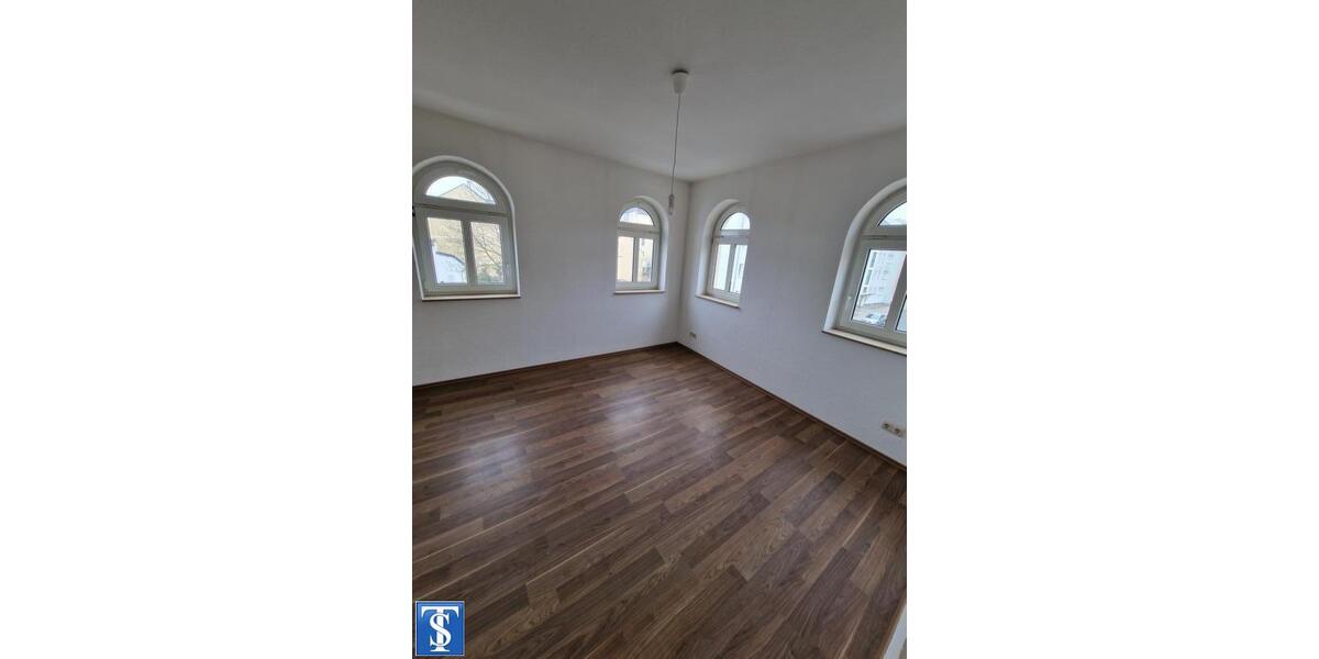 Etagenwohnung Plauen Bahnhofsvorstadt - 2 Zimmer, 80 m&sup2;, 320&euro; | Angebot:15417585