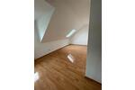 Dachgeschoßwohnung Reichenbach im Vogtland - 2 Zimmer, 45 m&sup2;, 495&euro; | Angebot:24535100