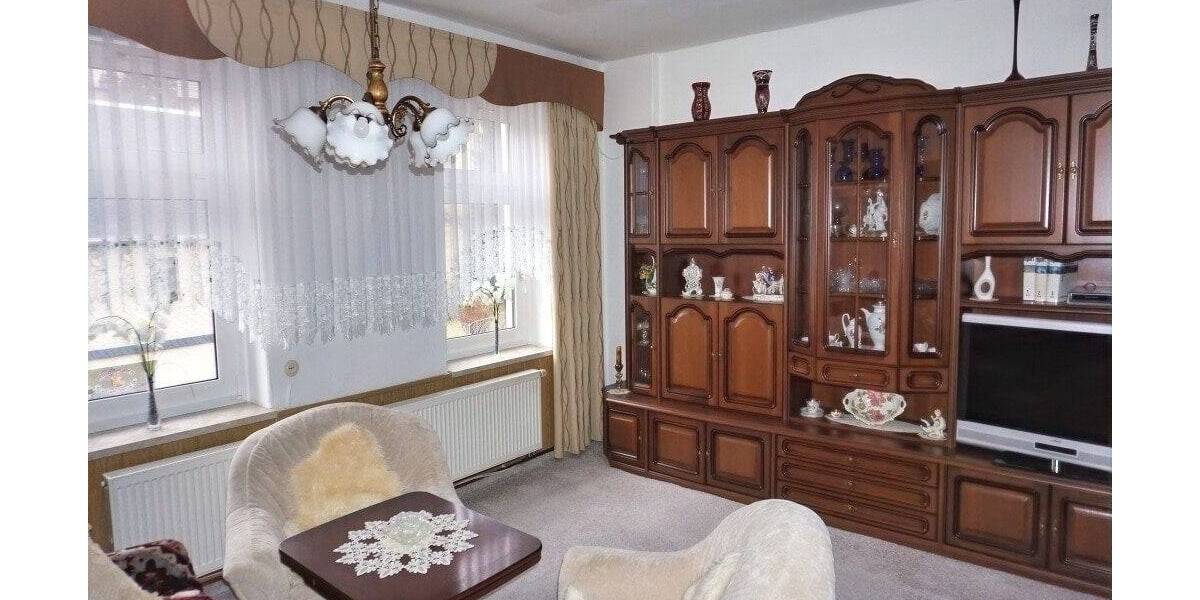 Einfamilienhaus Klingenthal Zwota - 8 Zimmer, 175 m&sup2;, 90.000&euro; | Angebot:25662072