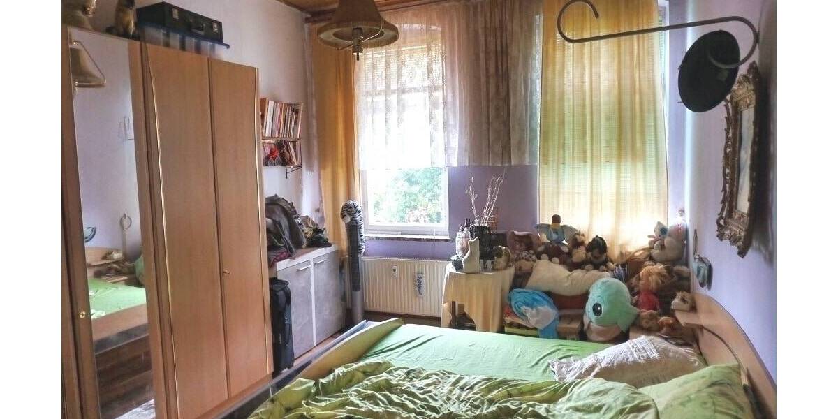 Mehrfamilienhaus, Wohnhaus Oelsnitz - 6 Zimmer, 200 m&sup2;, 74.000&euro; | Angebot:25985881