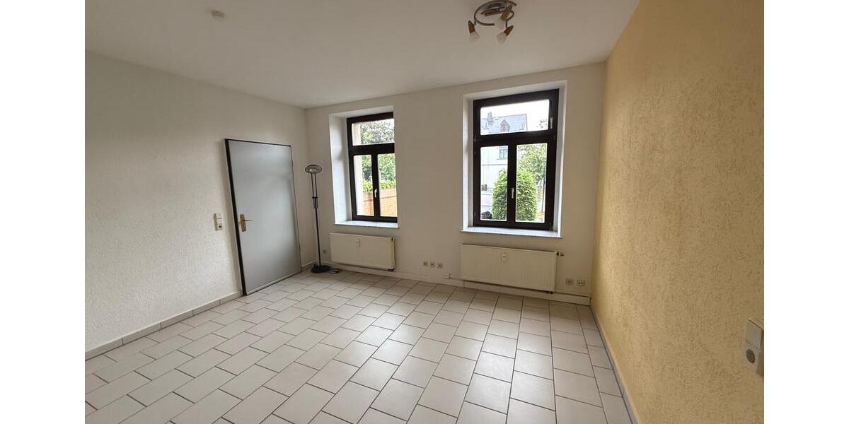 Erdgeschoßwohnung Reichenbach im Vogtland - 2 Zimmer, 70 m&sup2;, 330&euro; | Angebot:21558276