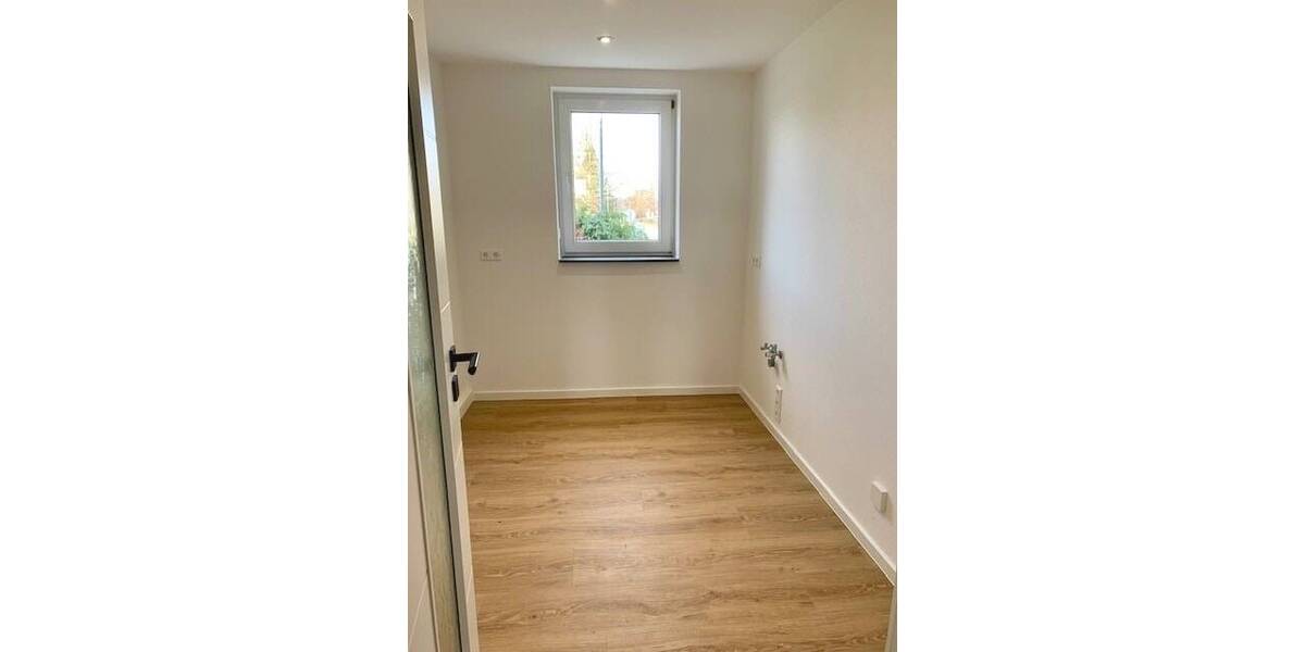 Etagenwohnung Reichenbach - 3 Zimmer, 62 m&sup2;, 400&euro; | Angebot:26065680