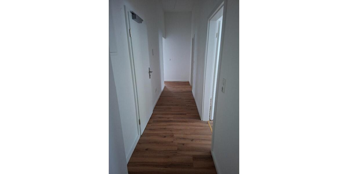 Erdgeschoßwohnung Hof Altstadt - 3 Zimmer, 65 m&sup2;, 615&euro; | Angebot:25353480