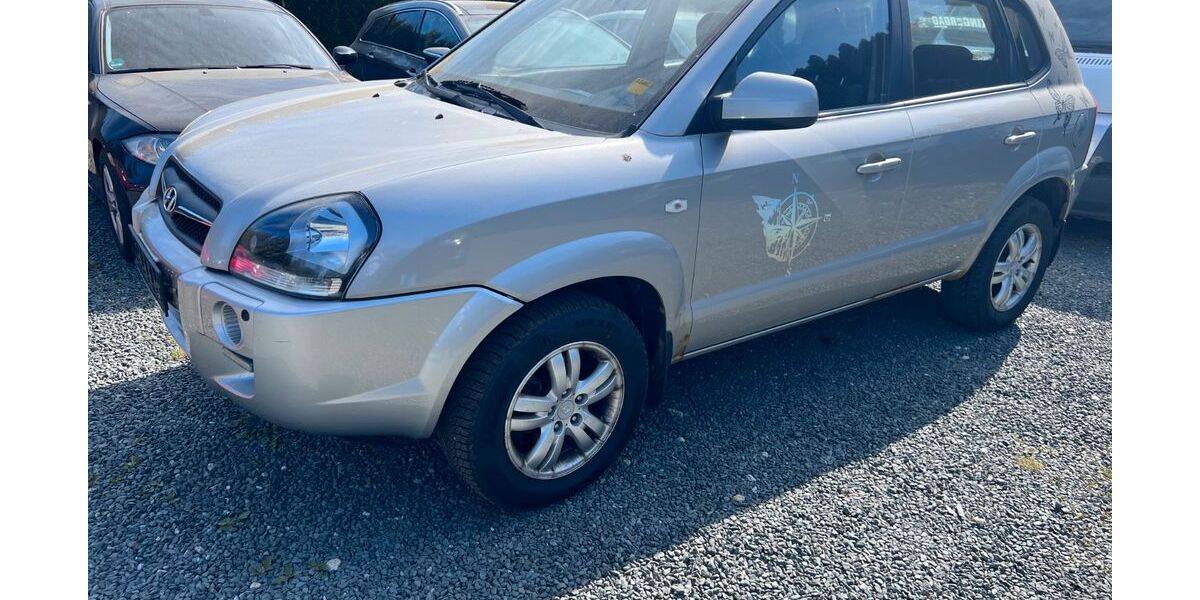 Hyundai TUCSON 155.600 km 1.900 &euro; Neuensalz - Mechelgrün 08541