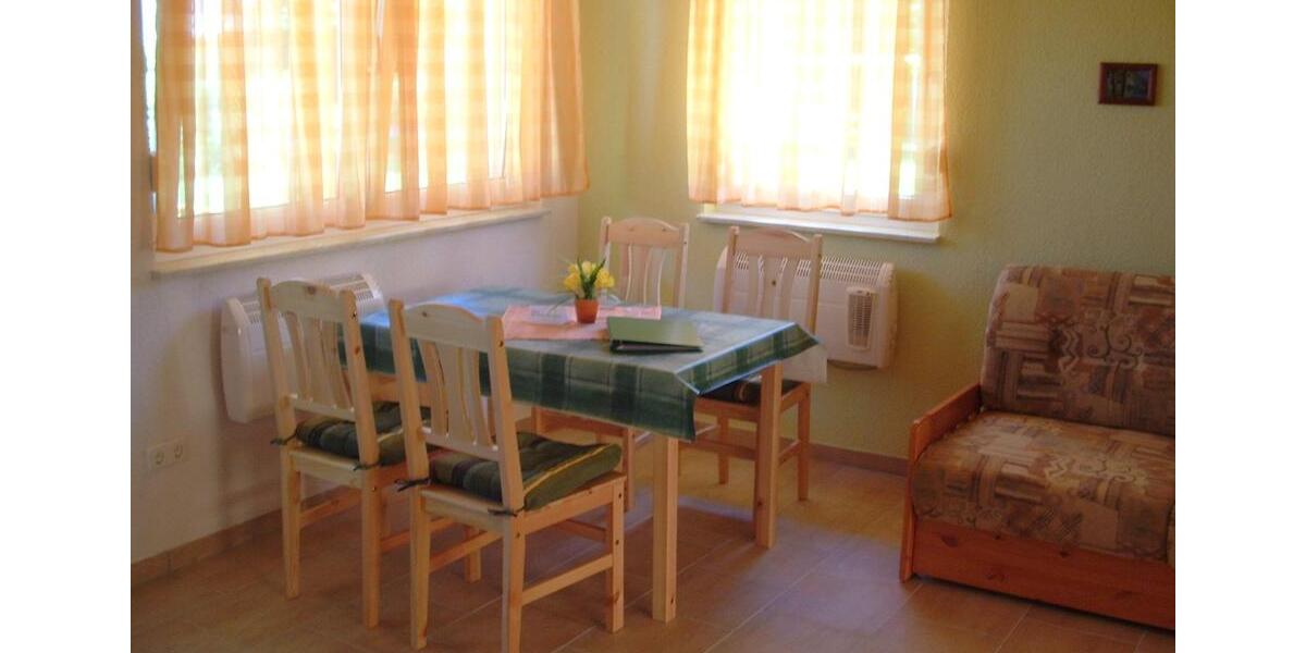 Erdgeschoßwohnung Zeulenroda-Triebes Triebes - 3 Zimmer, 50 m&sup2;, 550&euro; | Angebot:24507324