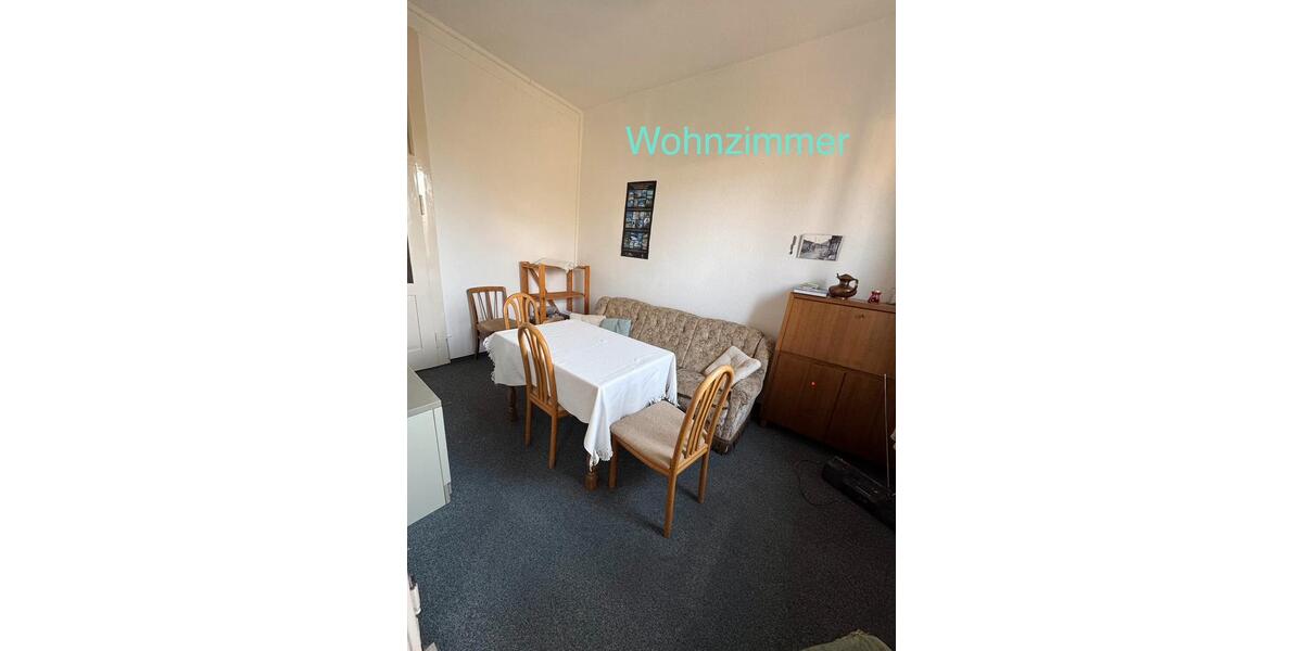 Etagenwohnung Hof Altstadt - 4 Zimmer, 110 m&sup2;, 330&euro; | Angebot:25964485