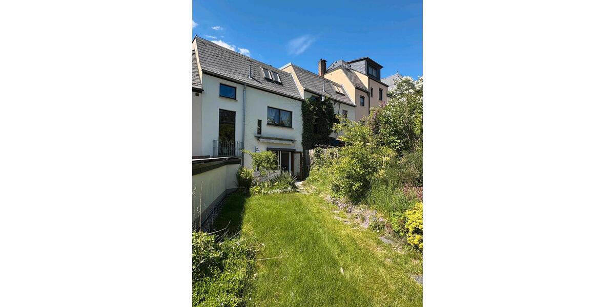 Reihenhaus Reichenbach im Vogtland - 6 Zimmer, 140 m&sup2;, 142.000&euro; | Angebot:25418602