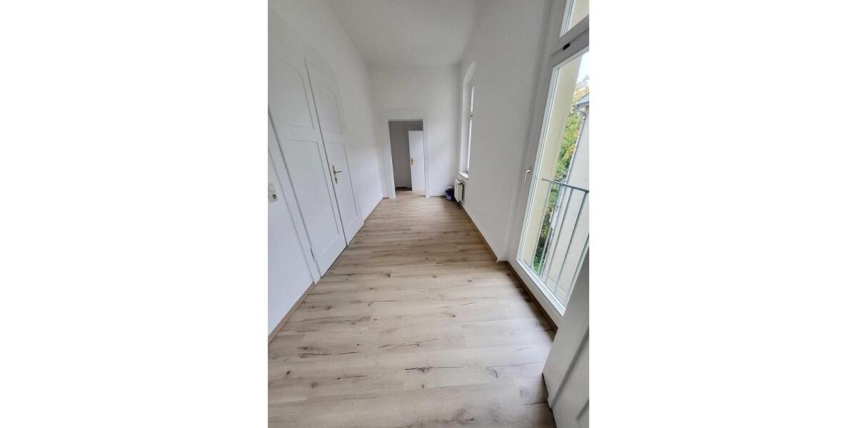 Etagenwohnung Reichenbach im Vogtland - 2 Zimmer, 73 m&sup2;, 463&euro; | Angebot:24625041