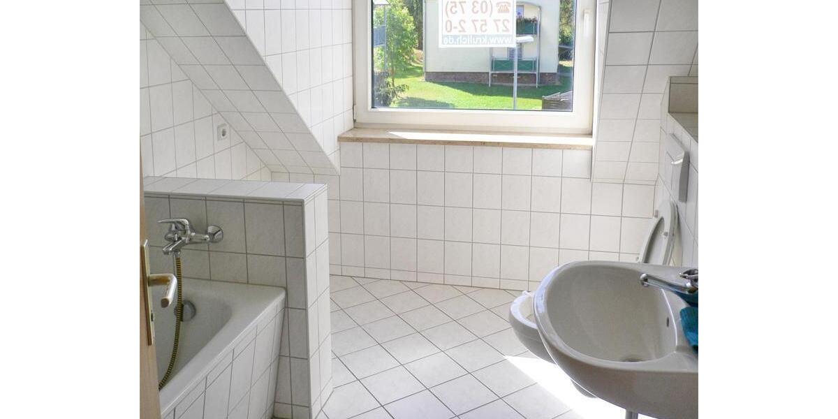 Dachgeschoßwohnung Reichenbach im Vogtland Obermylau - 1 Zimmer, 31 m&sup2;, 186&euro; | Angebot:25854254