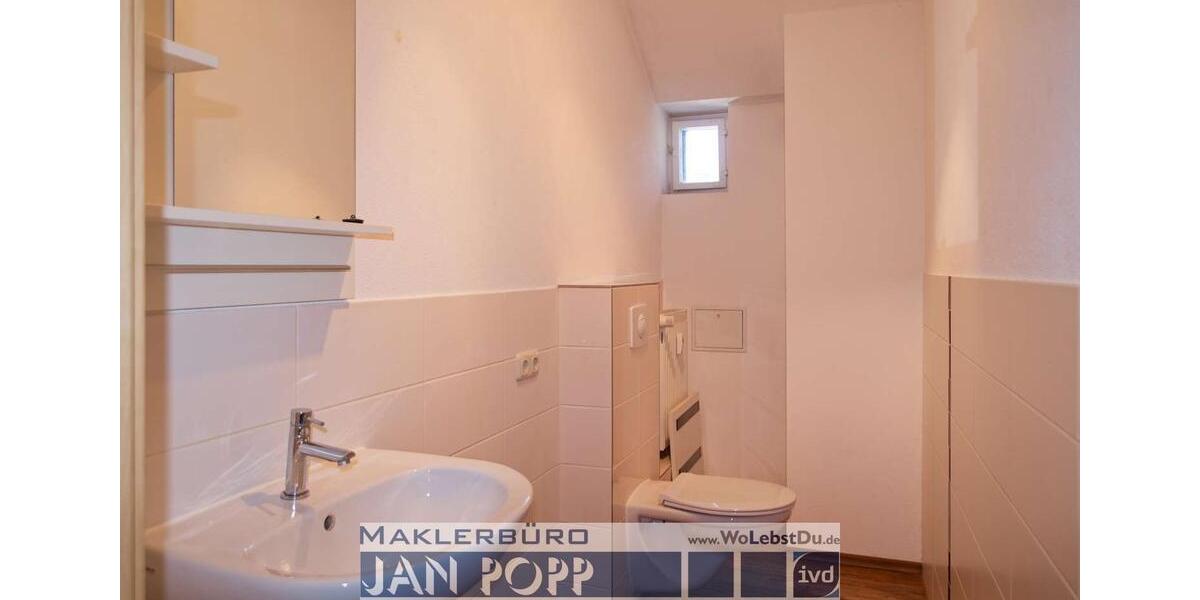 Etagenwohnung Greiz - 3 Zimmer, 127 m&sup2;, 650&euro; | Angebot:24751618