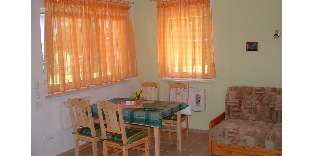 Erdgeschoßwohnung Zeulenroda-Triebes Triebes - 3 Zimmer, 50 m&sup2;, 550&euro; | Angebot:24507324