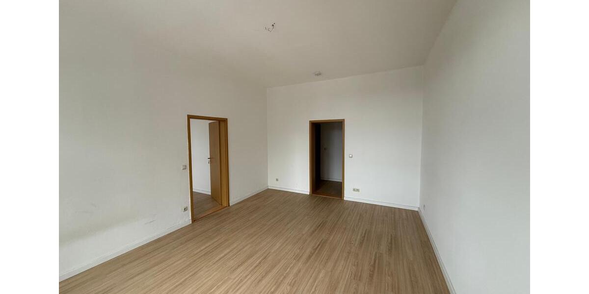 Etagenwohnung Plauen Bahnhofsvorstadt - 2 Zimmer, 52 m&sup2;, 285&euro; | Angebot:25138962