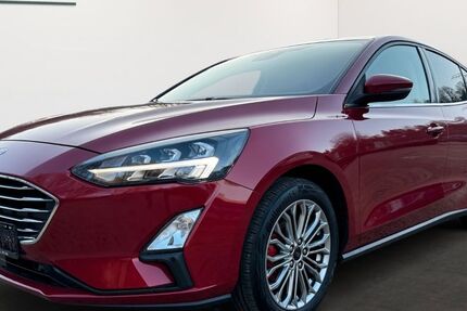 Ford Focus 50.710 km 17.950 &euro; Mylau 08499