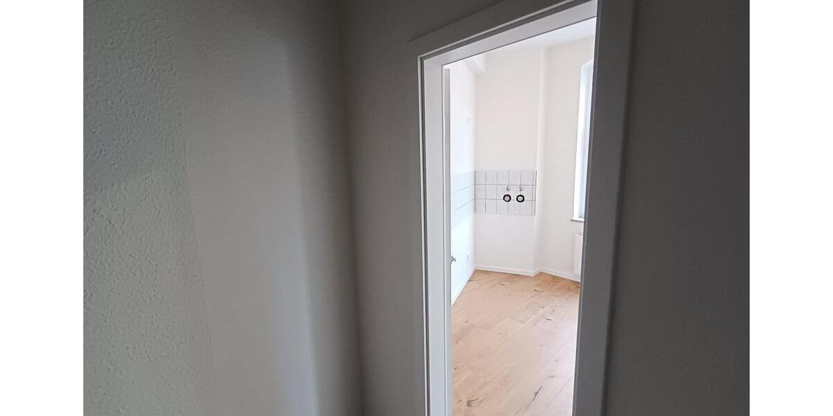 Etagenwohnung Reichenbach im Vogtland - 3 Zimmer, 67 m&sup2;, 400&euro; | Angebot:25217564
