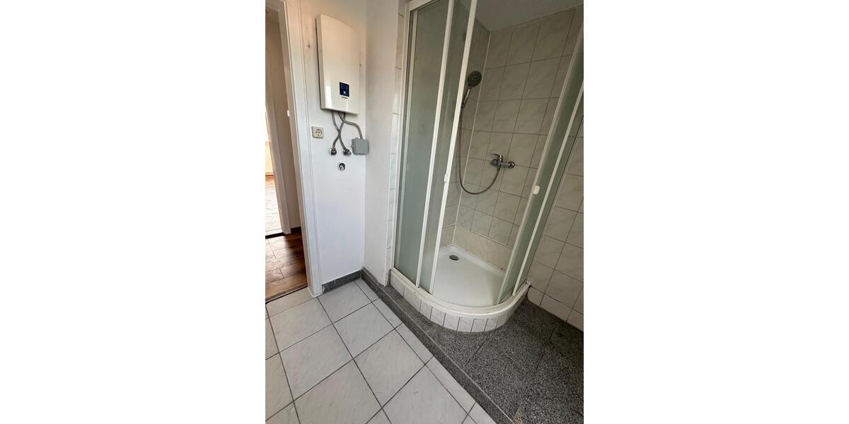 Dachgeschoßwohnung Hof Neuhof - 2 Zimmer, 50 m&sup2;, 400&euro; | Angebot:25961660