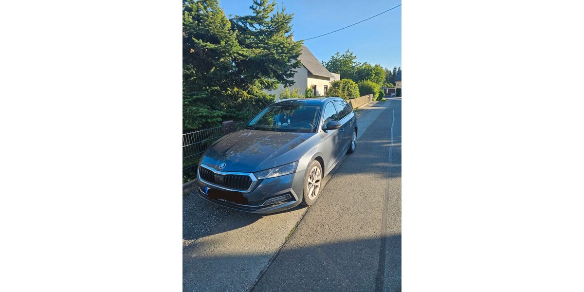 Skoda Octavia 86.000 km 16.800 &euro; Auerbach 08209