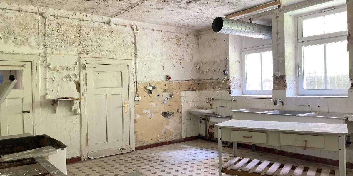 Einfamilienhaus Hirschberg - 1 Zimmer, 735 m&sup2;, 150.000&euro; | Angebot:25700879