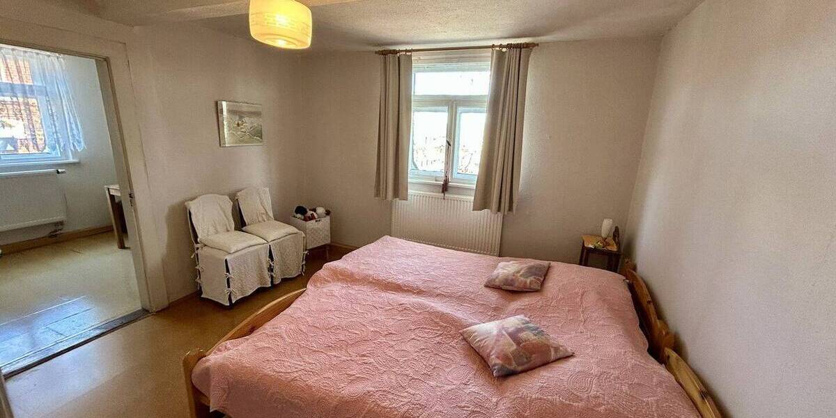 Mehrfamilienhaus, Wohnhaus Falkenstein - 1 Zimmer, 165 m&sup2;, 50.000&euro; | Angebot:26390762