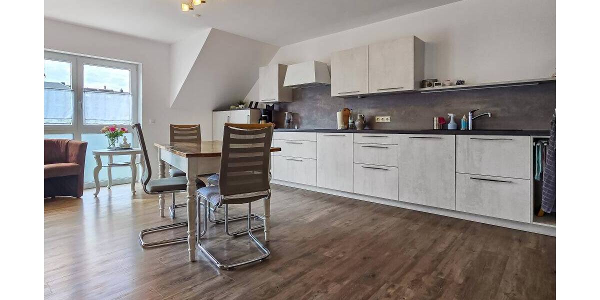 Etagenwohnung Zeulenroda-Triebes Zeulenroda - 4 Zimmer, 112 m&sup2;, 275.000&euro; | Angebot:25779267