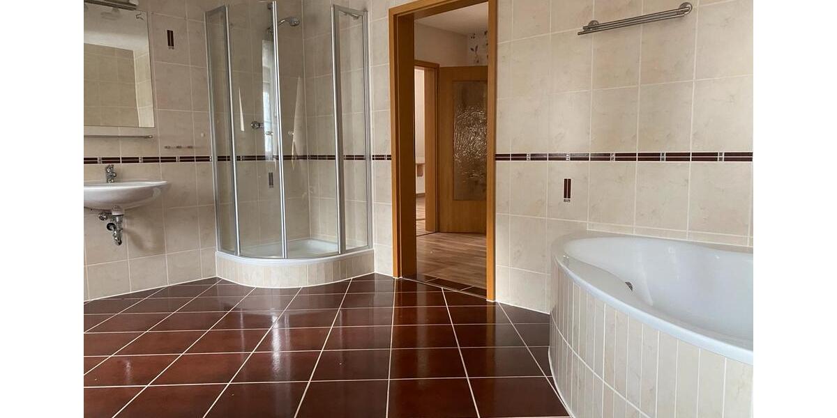 Mehrfamilienhaus, Wohnhaus Crinitzberg - 10 Zimmer, 182 m&sup2;, 375.000&euro; | Angebot:25721283