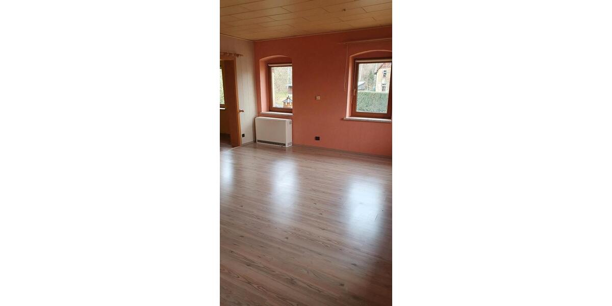 Mehrfamilienhaus, Wohnhaus Oelsnitz (Vogtland) - 6 Zimmer, 160 m&sup2;, 55.000&euro; | Angebot:26458916