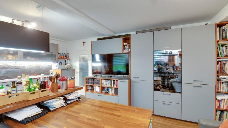 Mehrfamilienhaus, Wohnhaus Hof Altstadt - 6 Zimmer, 230 m&sup2;, 675.000&euro; | Angebot:26285212