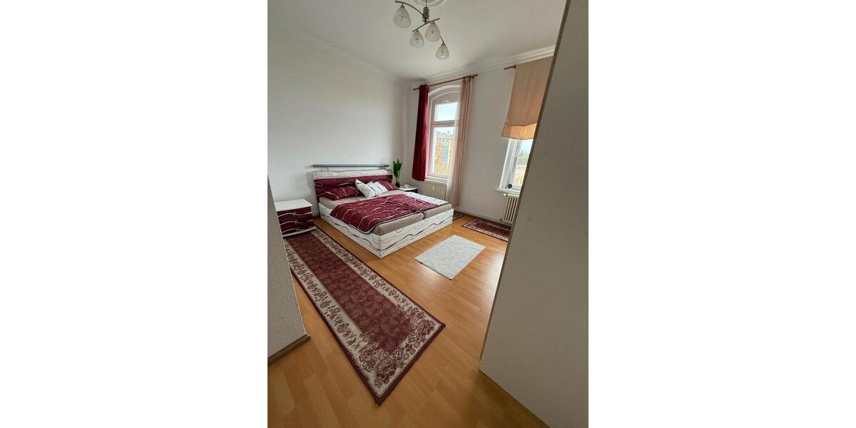 Etagenwohnung Plauen Bahnhofsvorstadt - 4 Zimmer, 90 m&sup2;, 49.000&euro; | Angebot:26720190