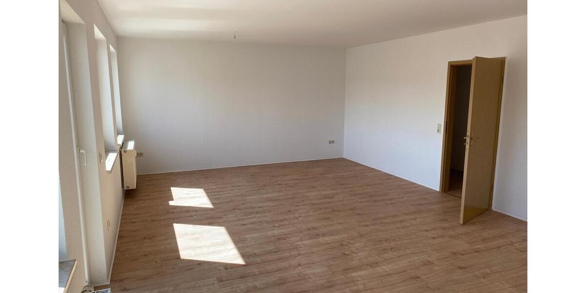 Dachgeschoßwohnung Greiz - 3 Zimmer, 107 m&sup2;, 535&euro; | Angebot:20445192