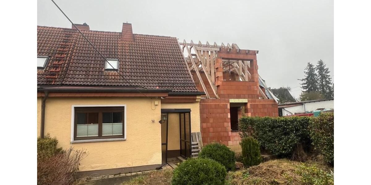 Doppelhaushälfte Weischlitz - 4 Zimmer, 150 m&sup2;, 190.000&euro; | Angebot:24350067