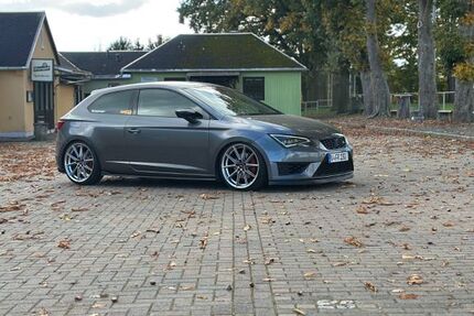 Seat Leon 123.000 km 10.200 &euro; Rosenbach 08539