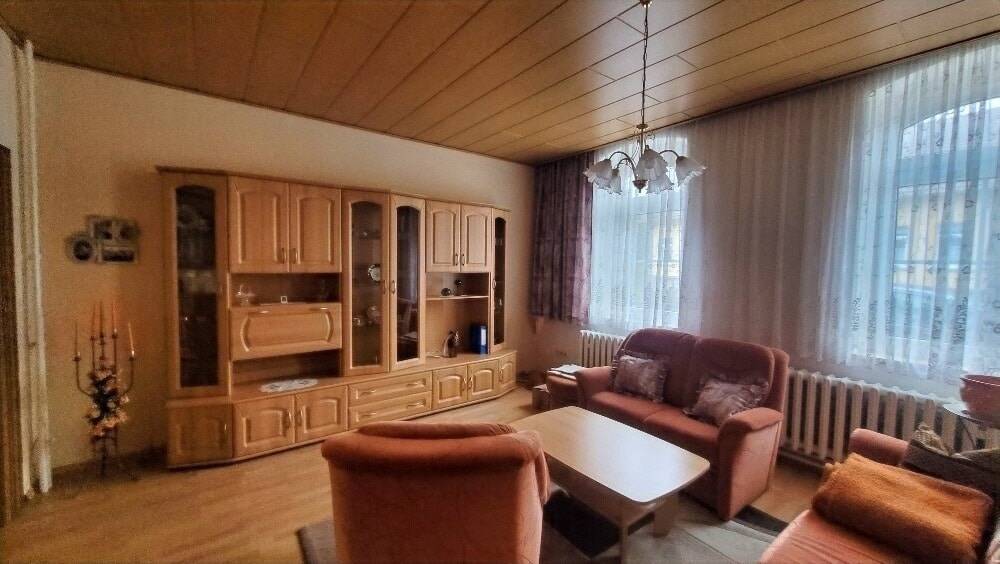 Einfamilienhaus Falkenstein - 5 Zimmer, 135 m&sup2;, 99.000&euro; | Angebot:26474667