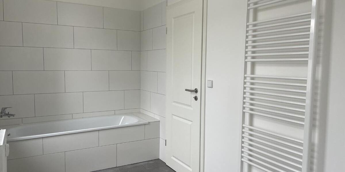 Ab 01.07. großzügig Wohnen in FalkensteinVogtl. - Erstbezug nach hochwertiger Sanierung! - Dachgeschoßwohnung Falkenstein | Angebot:26769017