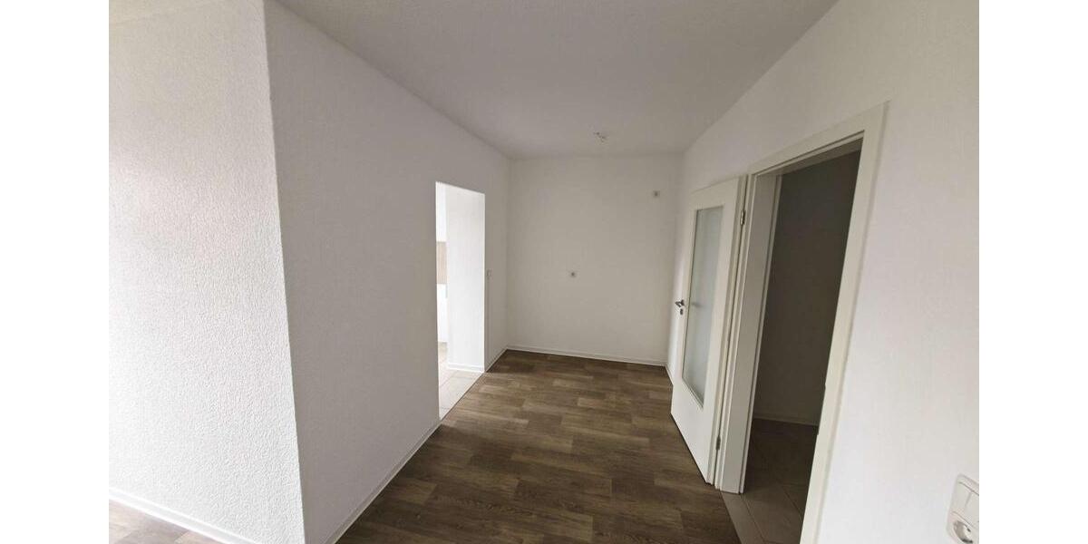 Etagenwohnung Plauen Alt Chrieschwitz - 3.5 Zimmer, 98 m&sup2;, 530&euro; | Angebot:25322161