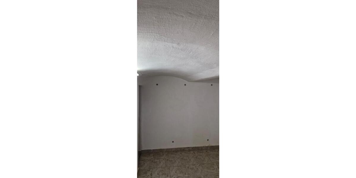 Reihenhaus Treuen - 8 Zimmer, 164 m&sup2;, 99.000&euro; | Angebot:26441438